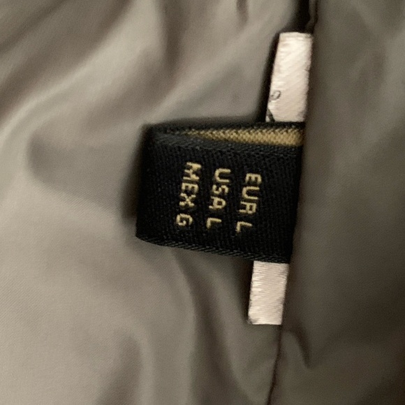 Massimo Dutti Quilted Down Men’s Vest - Picture 2 of 8